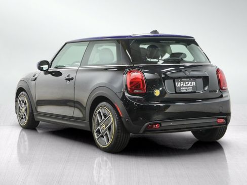 Used 2024 MINI Cooper SE FWD image 3