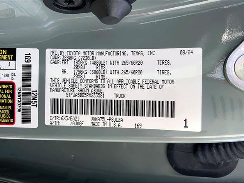 Used 2024 Toyota Tundra Limited w/ Power Package AWD/4WD image 36