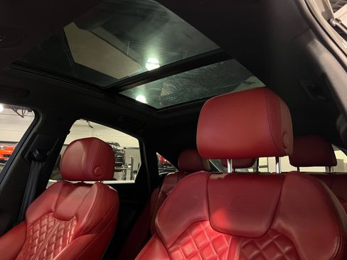 Used 2021 Audi SQ5 Premium Plus image 24