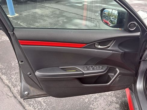Used 2020 Honda Civic Sport image 11
