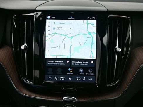 Used 2023 Volvo XC60 B5 Plus w/ Protection Package Premier image 14