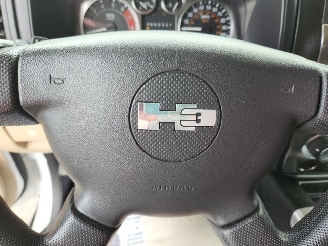 Used 2010 HUMMER H3T AWD/4WD image 20