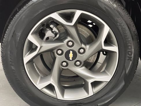 Used 2025 Chevrolet Trax LT w/ LT Convenience Package FWD image 60