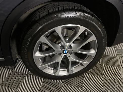 Used 2022 BMW X5 xDrive40i w/ Premium Package AWD/4WD image 42