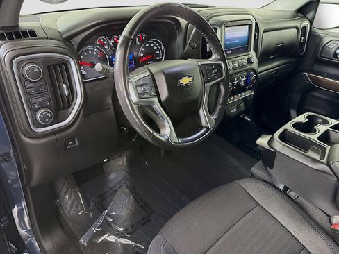 Used 2021 Chevrolet Silverado 1500 LT AWD/4WD image 22