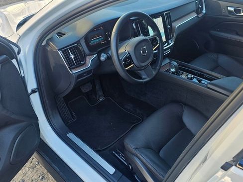 Certified 2024 Volvo V60 B5 Cross Country Plus image 16