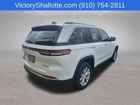 Used 2023 Jeep Grand Cherokee Limited AWD/4WD image 32