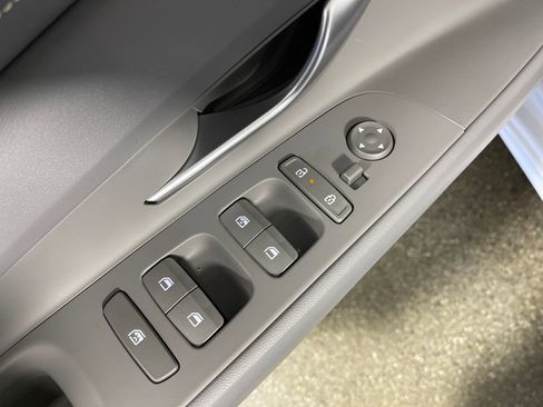 New 2026 Hyundai Elantra Sport image 18