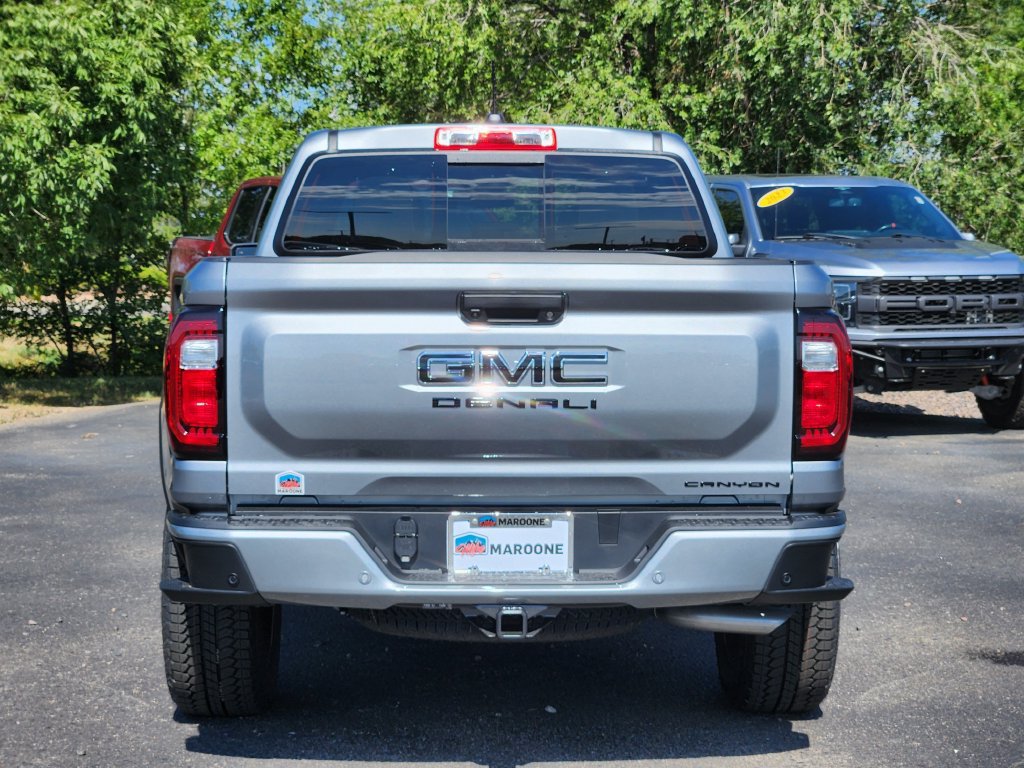New 2026 GMC Canyon Denali w/ LPO, Black Badging Package AWD/4WD image 13