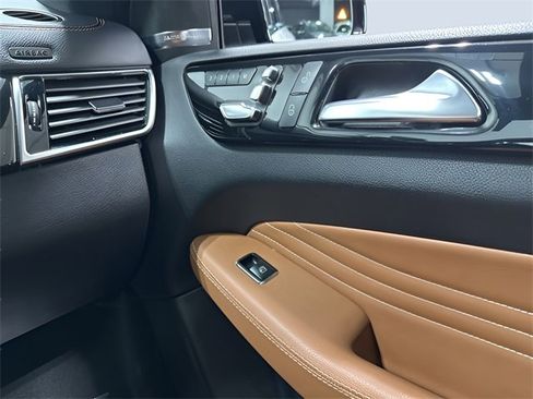 Certified 2019 Mercedes-Benz GLE 43 AMG 4MATIC Coupe image 33