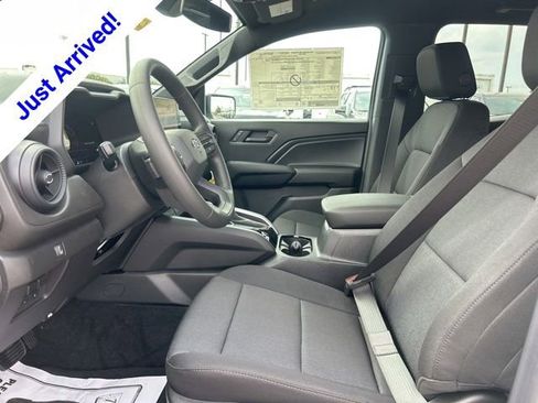 New 2026 Chevrolet Colorado Trail Boss w/ LPO, Tailgate Decal Package AWD/4WD image 15