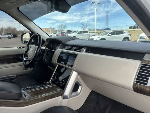 Used 2019 Land Rover Range Rover Long Wheelbase Supercharged image 27