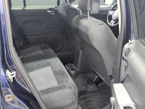 Used 2017 Jeep Patriot Sport FWD image 19