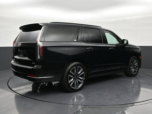 Used 2024 Cadillac Escalade Sport Platinum w/ LPO, Floor Liner Package AWD/4WD image 5