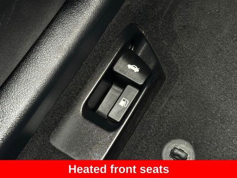 Used 2015 Toyota Camry XLE w/ Advanced Technology Package image 29