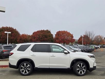 New 2025 Honda Pilot Elite