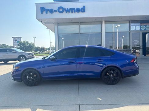 Used 2024 Honda Accord Sport image 8