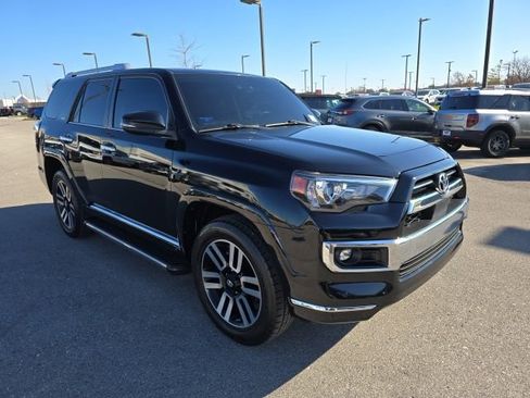 Used 2021 Toyota 4Runner Limited image 7