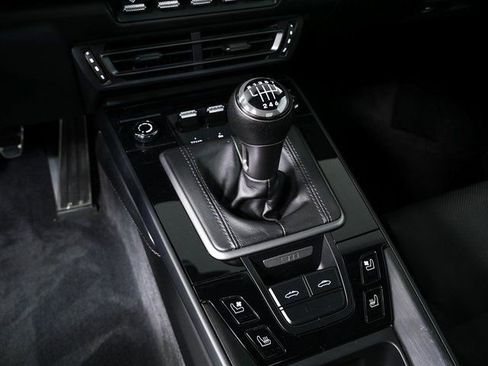 Certified 2023 Porsche 911 Targa 4 GTS AWD/4WD image 19