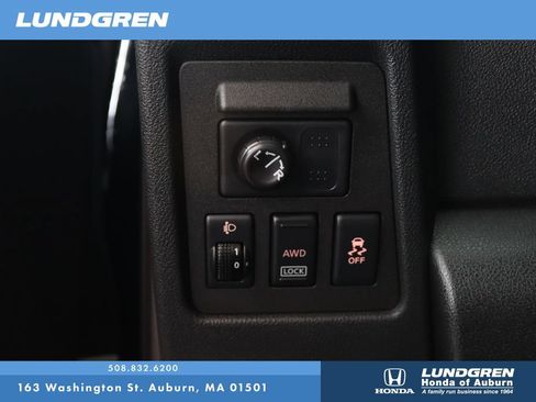 Used 2012 Nissan Rogue SL AWD/4WD image 29