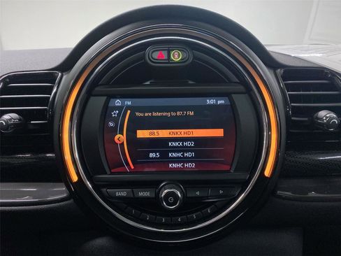 Used 2020 MINI Cooper Clubman S w/ Premium Package image 16