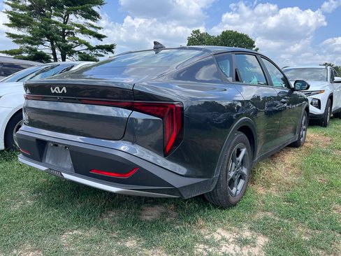Used 2025 Kia K4 FWD image 4