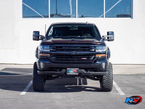 Used 2016 Chevrolet Silverado 1500 LT w/ Midnight Edition image 8
