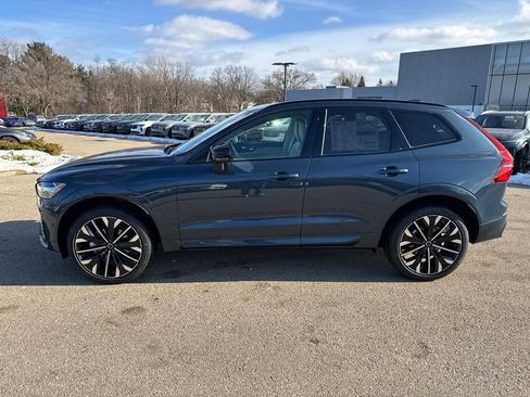 New 2026 Volvo XC60 B5 Ultra w/ Protection Package Premier image 2