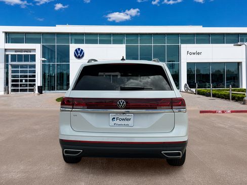 New 2026 Volkswagen Atlas SE FWD image 6