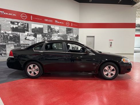 Certified 2014 Chevrolet Impala Limited LS FWD image 2