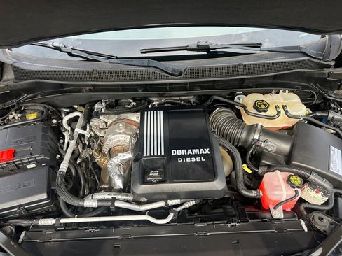 Used 2021 Chevrolet Tahoe RST AWD/4WD image 30