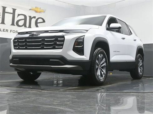 New 2026 Chevrolet Equinox LT w/ Safety and Technology Package image 4