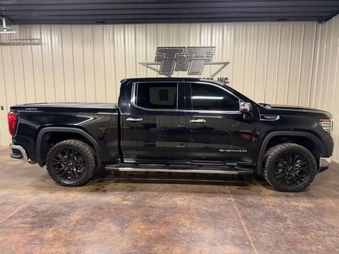 Used 2023 GMC Sierra 1500 SLT w/ SLT Premium Package image 8