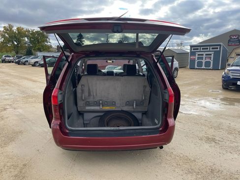 Used 2007 Toyota Sienna LE image 13