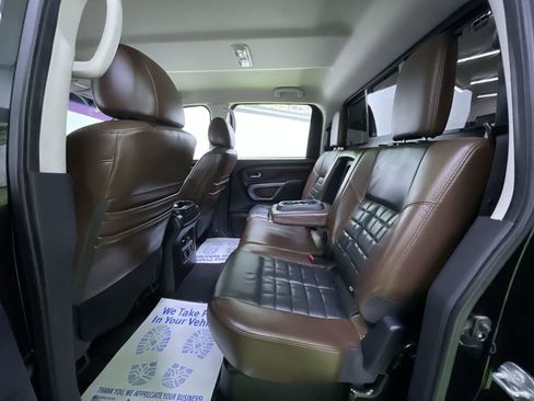 Used 2017 Nissan Titan Platinum Reserve image 28