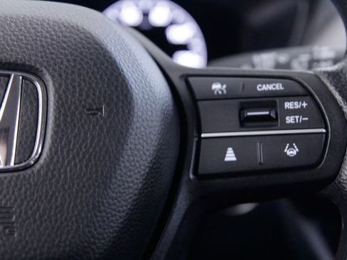 Certified 2024 Honda HR-V LX image 27