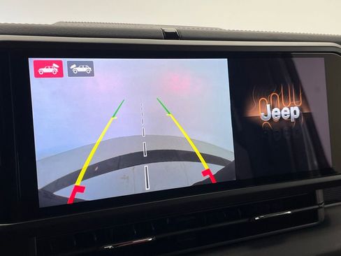 Used 2024 Jeep Wrangler Unlimited Rubicon 392 image 16