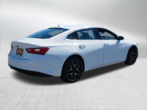Used 2018 Chevrolet Malibu LT FWD image 7