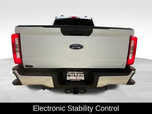 Used 2025 Ford F250 XLT image 6