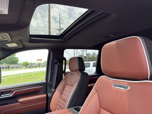 New 2026 GMC Sierra 2500 Denali Ultimate AWD/4WD image 12