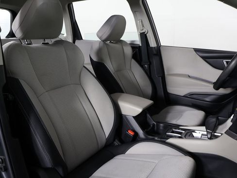 Used 2023 Subaru Forester AWD/4WD image 26