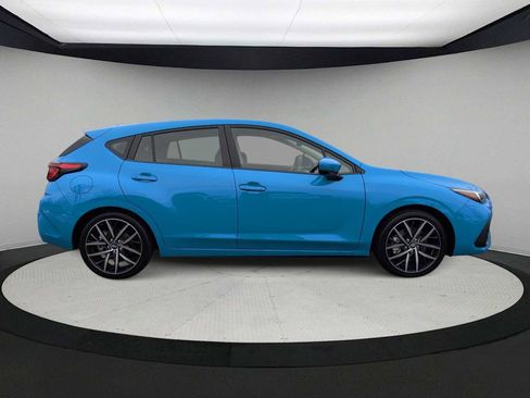 Used 2025 Subaru Impreza 2.0i Sport image 9
