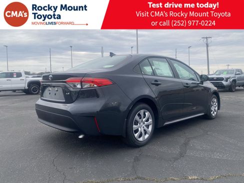 Used 2026 Toyota Corolla LE image 7