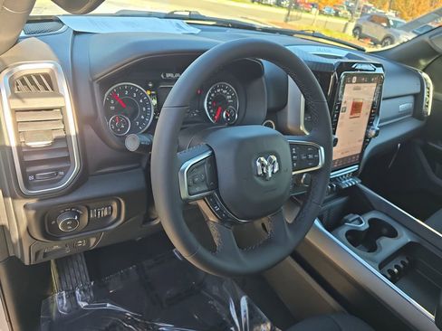 New 2026 RAM 1500 Big Horn AWD/4WD image 15