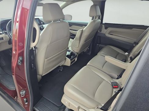 Used 2018 Honda Odyssey EX-L image 12