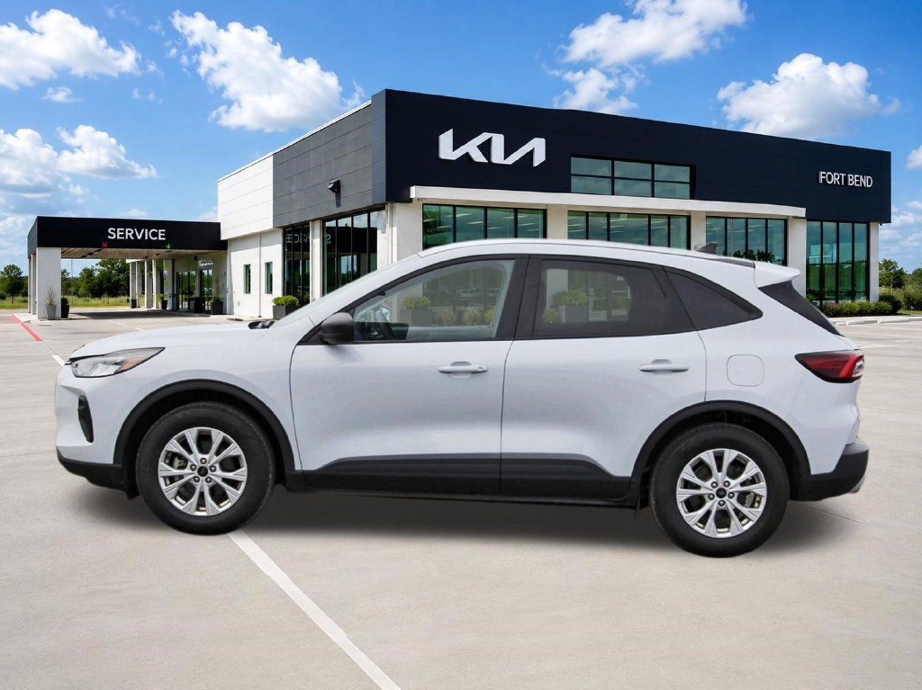 Used 2025 Ford Escape Active FWD image 8