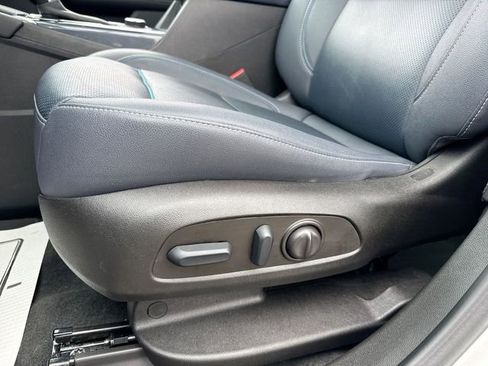 Used 2023 Chevrolet Blazer RS w/ Enhanced Convenience Package image 12