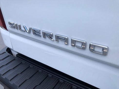 Used 2023 Chevrolet Silverado 2500 W/T w/ WT Convenience Package AWD/4WD image 17