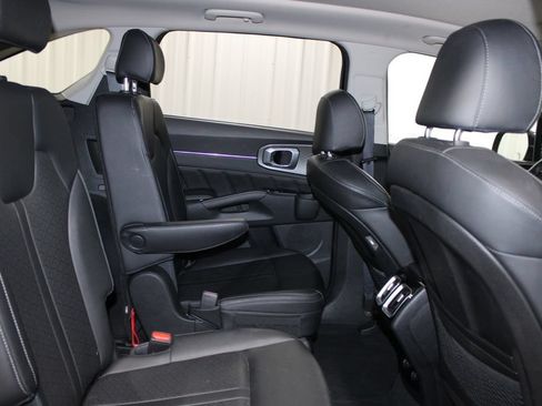 Used 2023 Kia Sorento SX AWD/4WD image 20