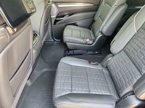 Used 2026 Cadillac Escalade V AWD/4WD image 30